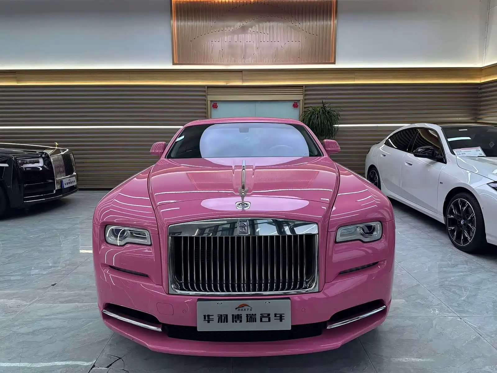 Фото 2 - Rolls-Royce Wraith