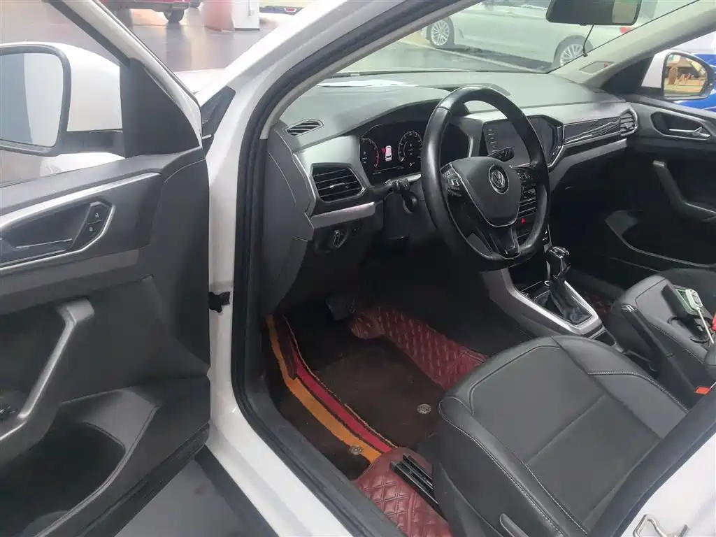 Volkswagen T-Cross 2019 280TSI DSG Luxury Edition фото 16