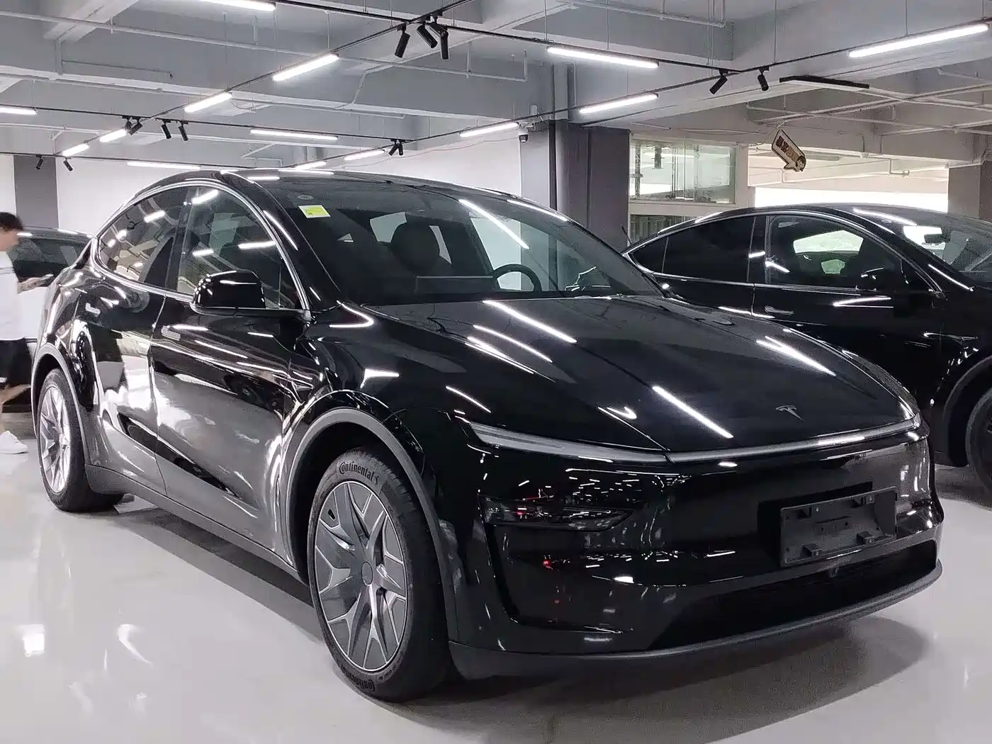 Tesla Model Y L 2026 2025 Facelift Long Range AWD