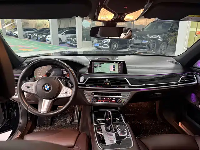 BMW 7 Series 2019 730Li M Sport Package — фото 5