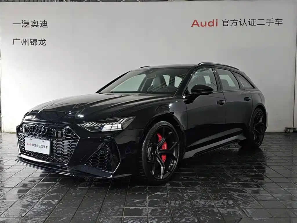 AUDI RS 6