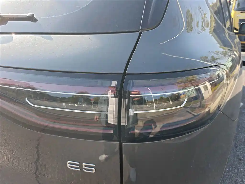 Geely Galaxy Galaxy E5 2024 440km Start Edition фото 8