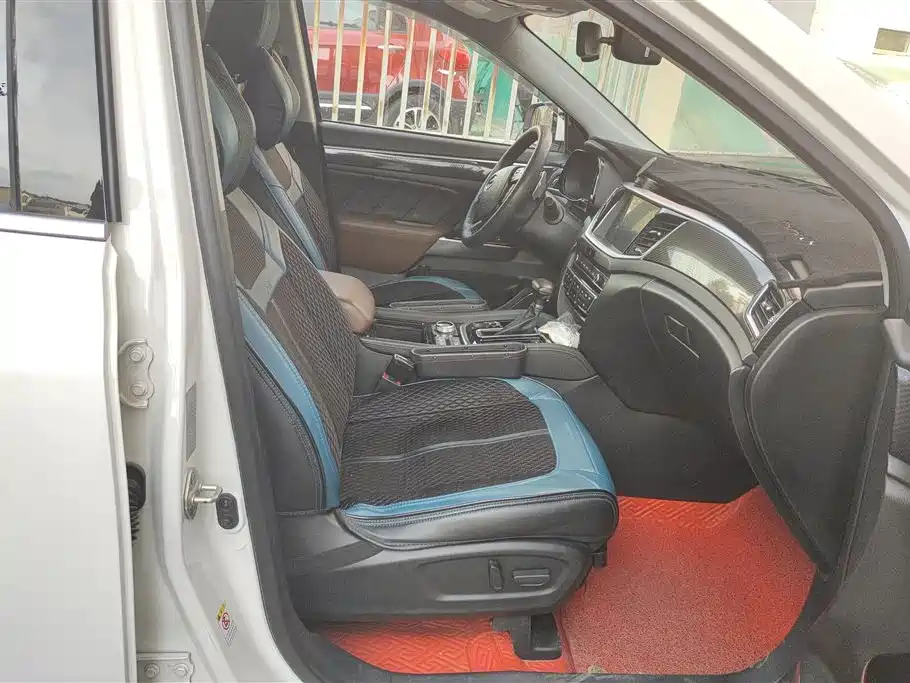 GAC Trumpchi Trumpchi GS7 2017 320T 4WD Luxury Smart Connect фото 8