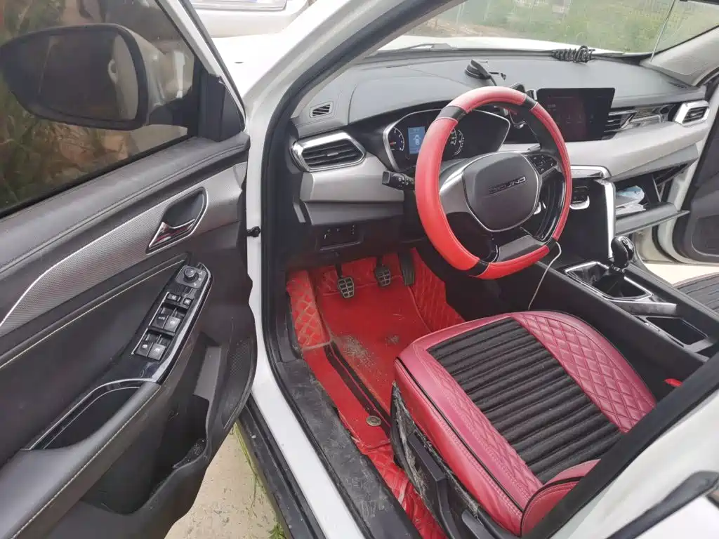BAIC Beijing X3 2019 2019 1.5T Manual Glory Edition