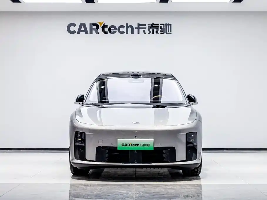 Li Auto Li i8 2025 2025 Standard Edition