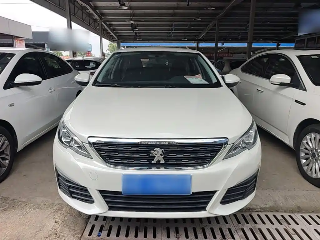Фото 3 - Peugeot 308