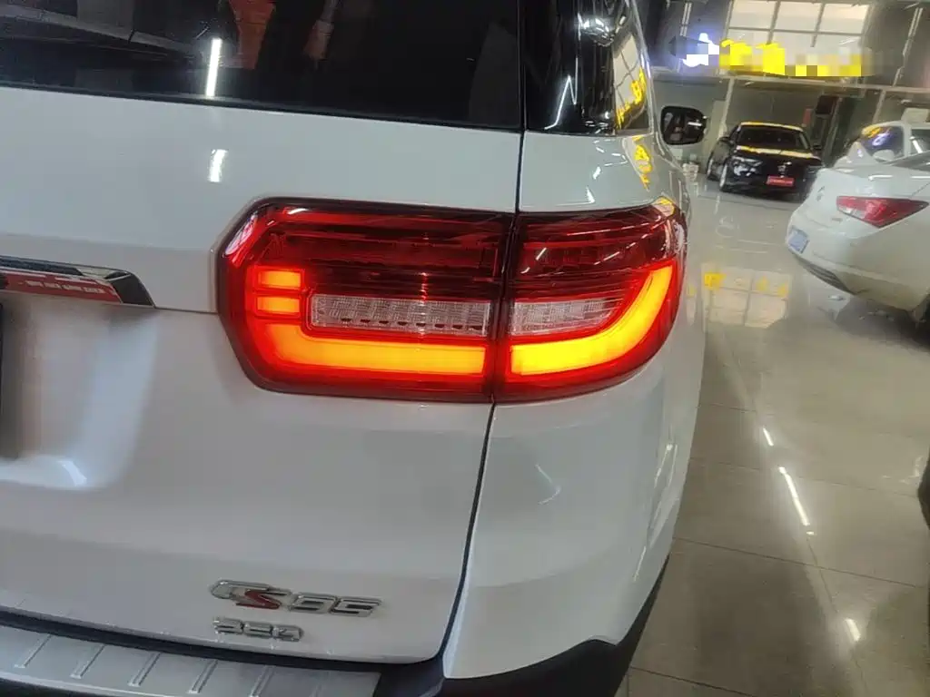 Changan CS95 2017 2017 2.0T FWD Zhiyuan Edition