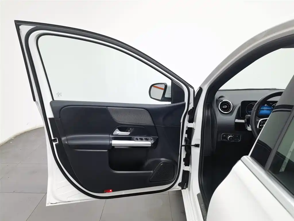 MERCEDES-BENZ CLASS B