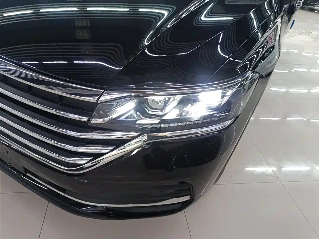 Volkswagen Viloran 2023 330TSI Luxury Edition фото 18