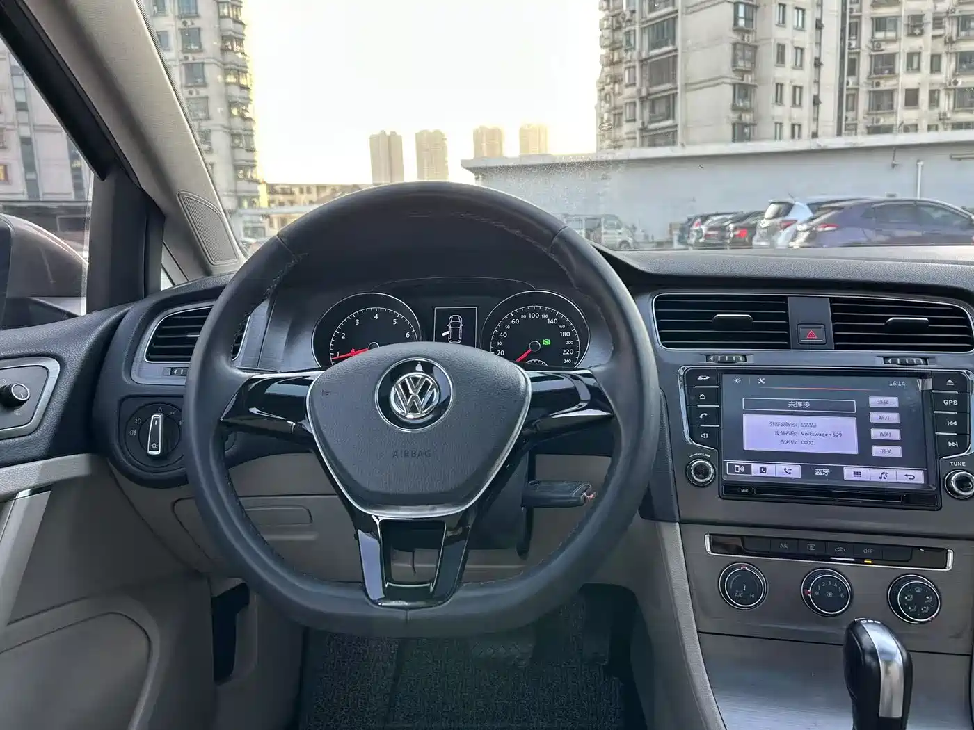 Volkswagen Golf 2015 1.4TSI Automatic Comfort фото 16