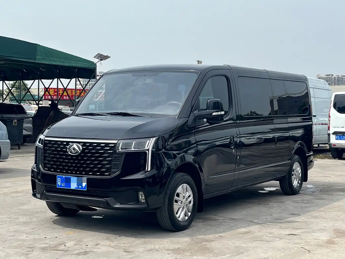 SAIC Maxus Xintu V80 2025 2025 PRO Aoyun 2.0T AMT Long Wheelbase Ultra-Low Roof 6/7/8/9-Seater