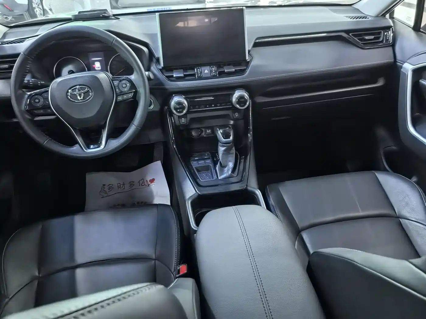 Toyota Wildlander 2021 2.0L CVT 2WD Luxury Edition фото 7
