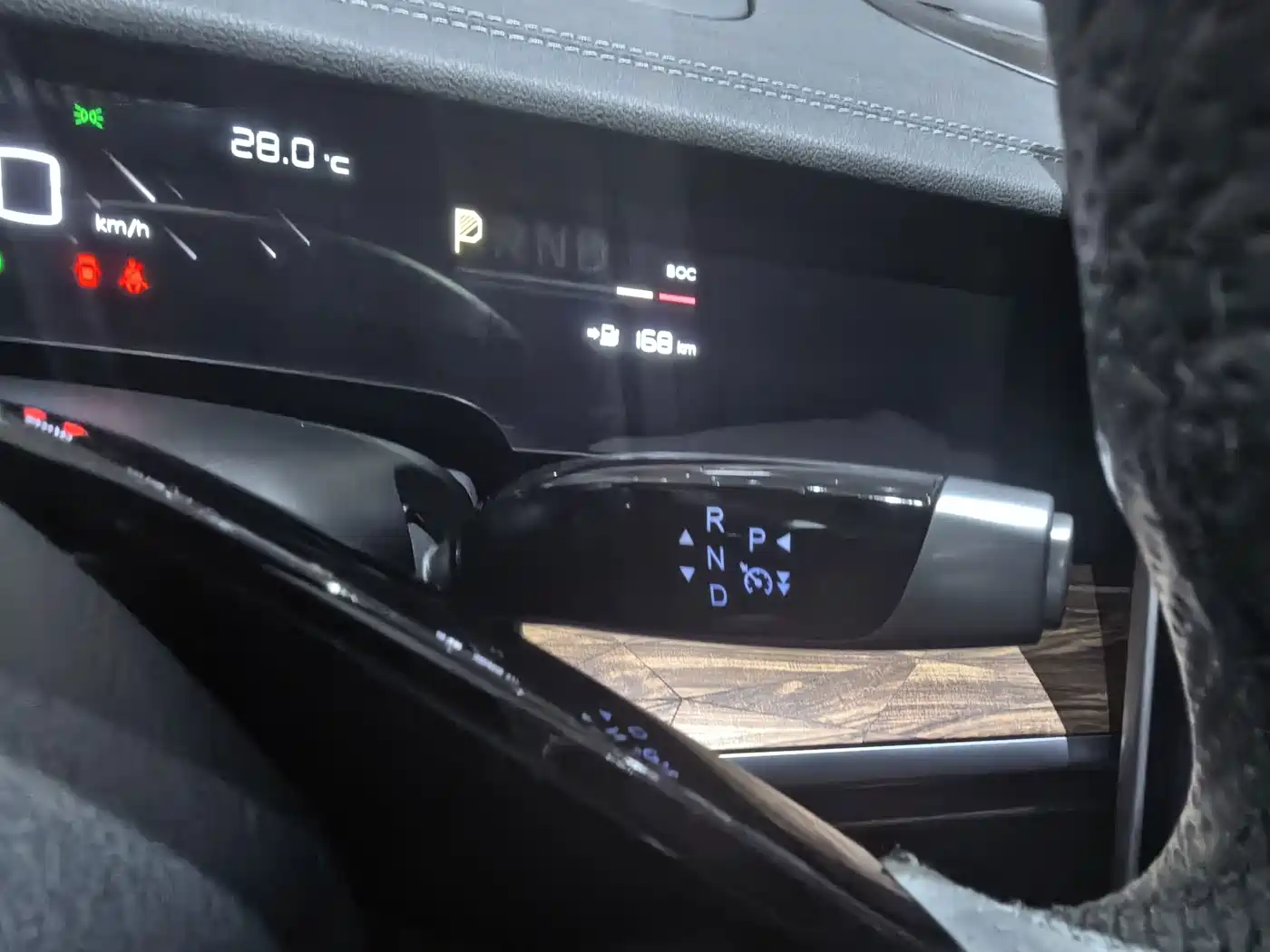 Nezha Auto Nezha S 2024 2024 Model Pure Electric 520km RWD Lite Edition