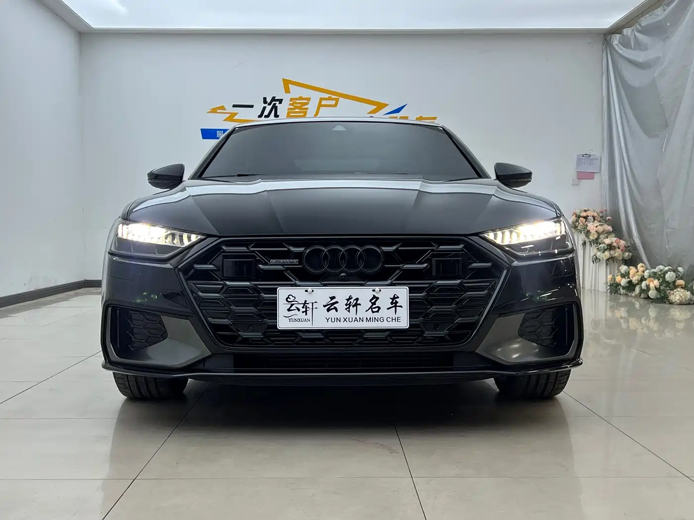 Audi A7L 2024 45 TFSI quattro S-line Black Warrior Edition фото 2