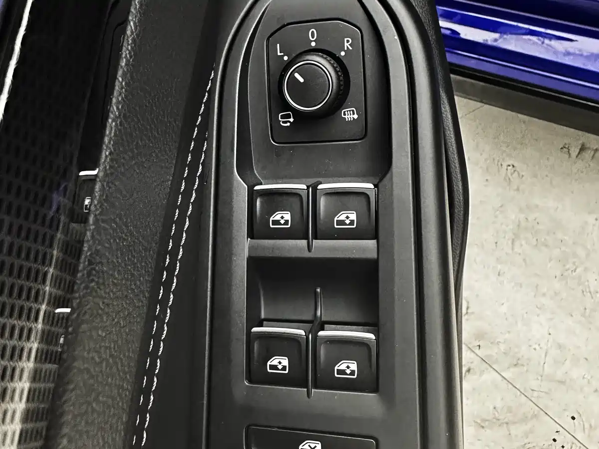 Volkswagen Golf 2021 280TSI DSG R-Line 12