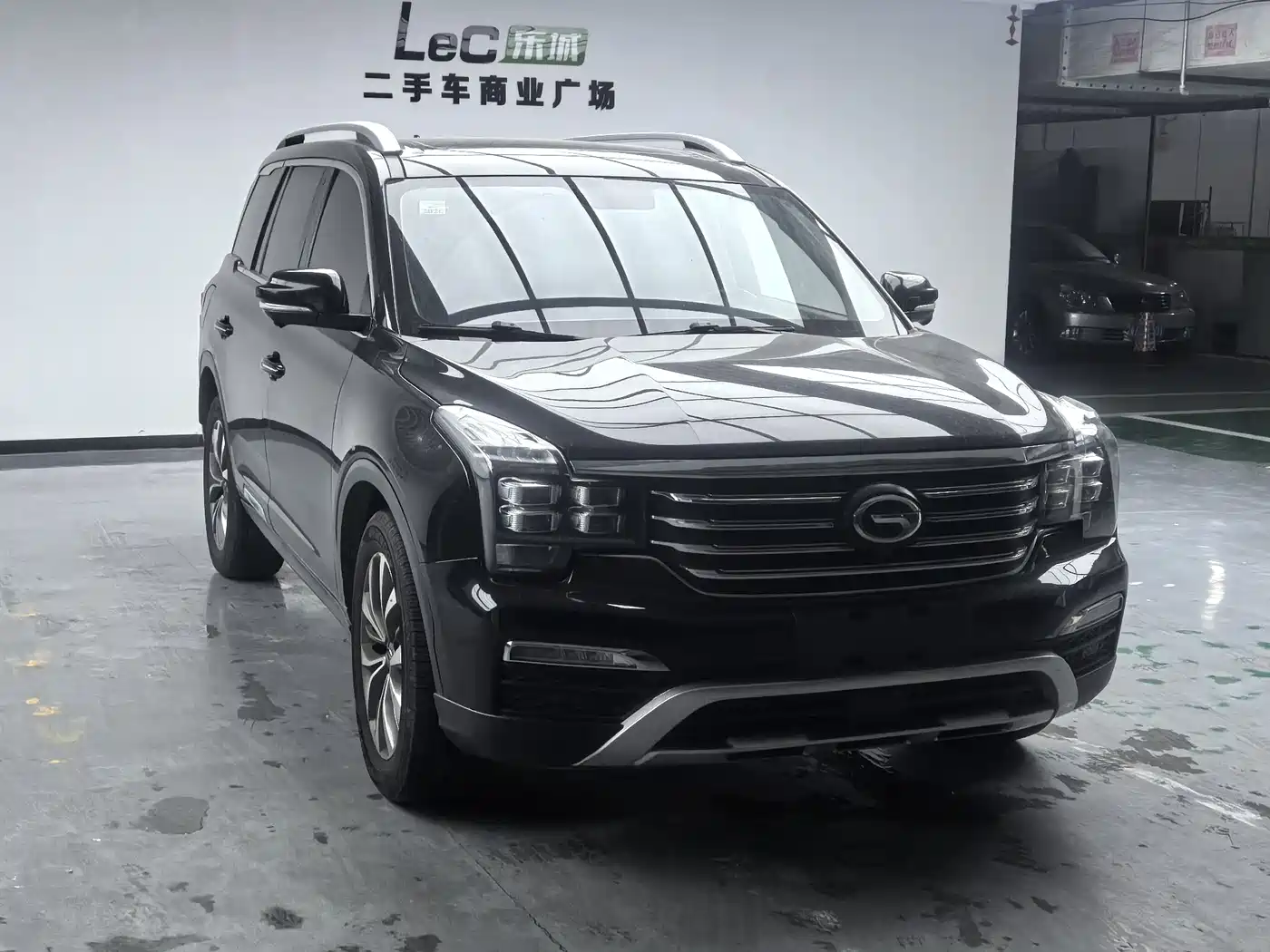 GAC Trumpchi Trumpchi GS8 2017 320T 2WD Luxury Smart Connect (7-seater)