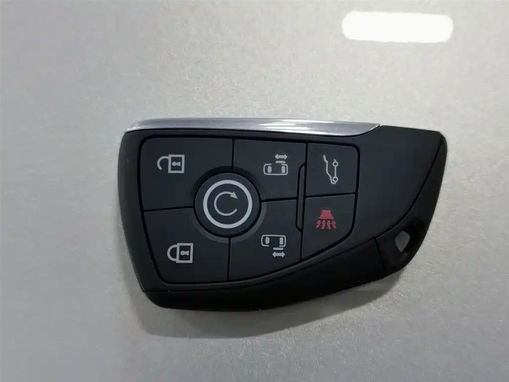 BUICK GL8 NEW ENERGY