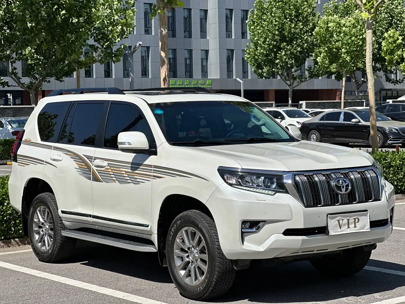 TOYOTA PRADO