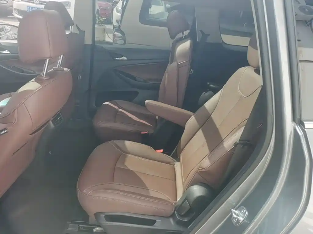 Buick GL6 2018 2018 18T 6-Seater Luxury