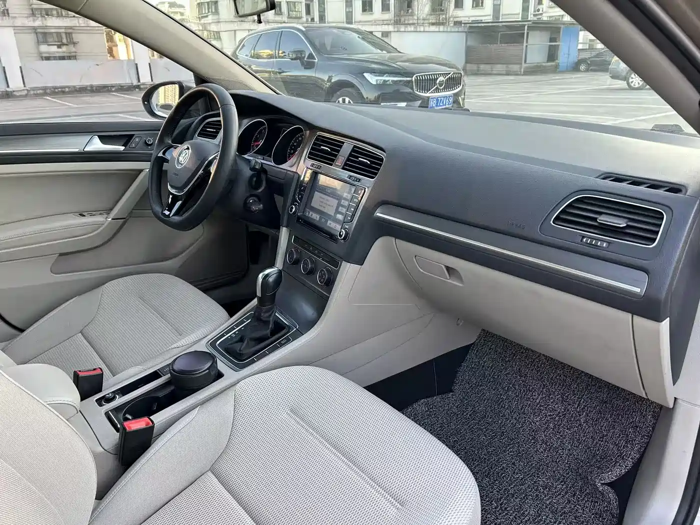 Volkswagen Golf 2015 1.4TSI Automatic Comfort фото 19