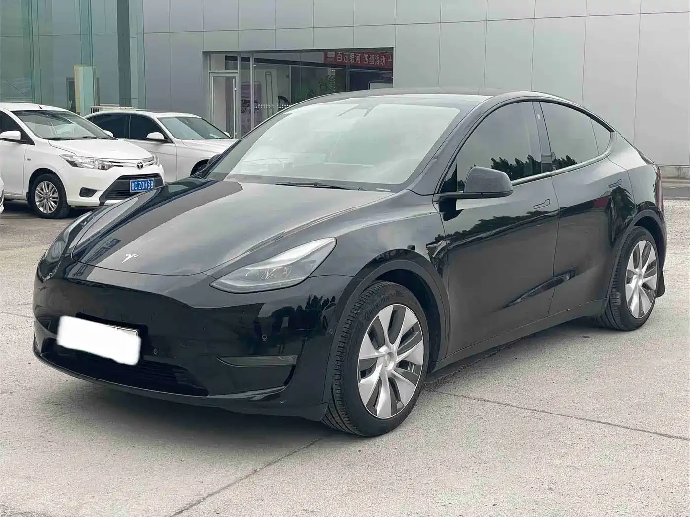Tesla Model Y 2021