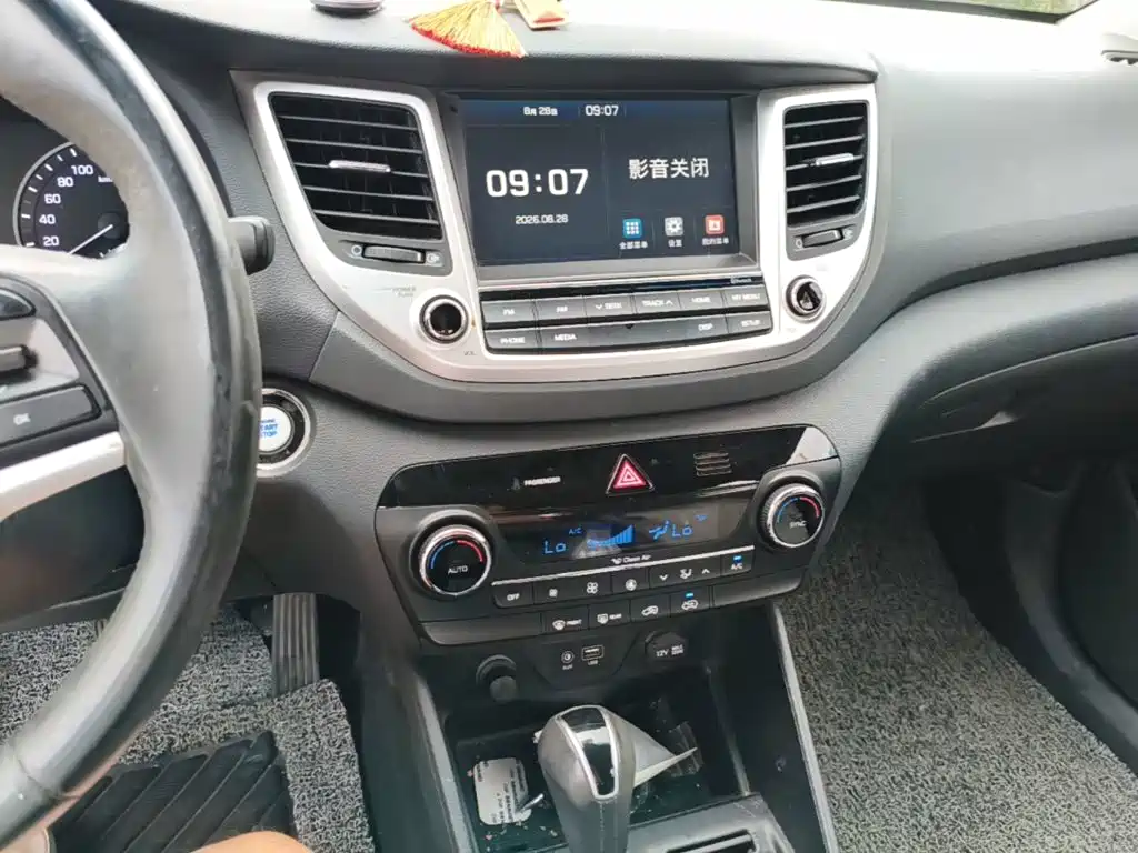 صورة 18 - Hyundai Tucson
