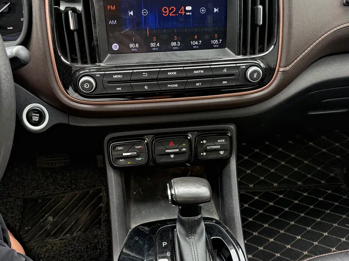 GAC Trumpchi Trumpchi GS3 2017 200T Automatic Elite фото 10