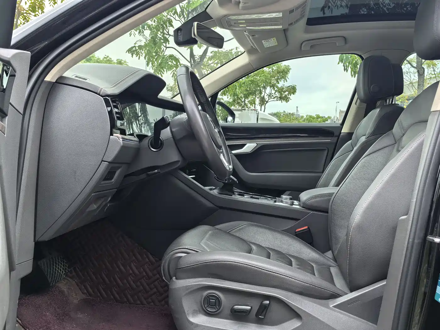 Volkswagen Touareg 2020 3.0TSI Enjoyment Edition China VI фото 7
