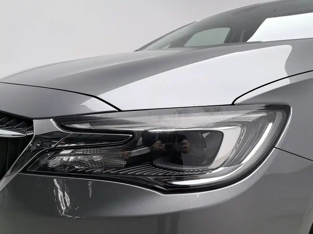 Buick GL6 2018 2018 18T 6-Seater Luxury