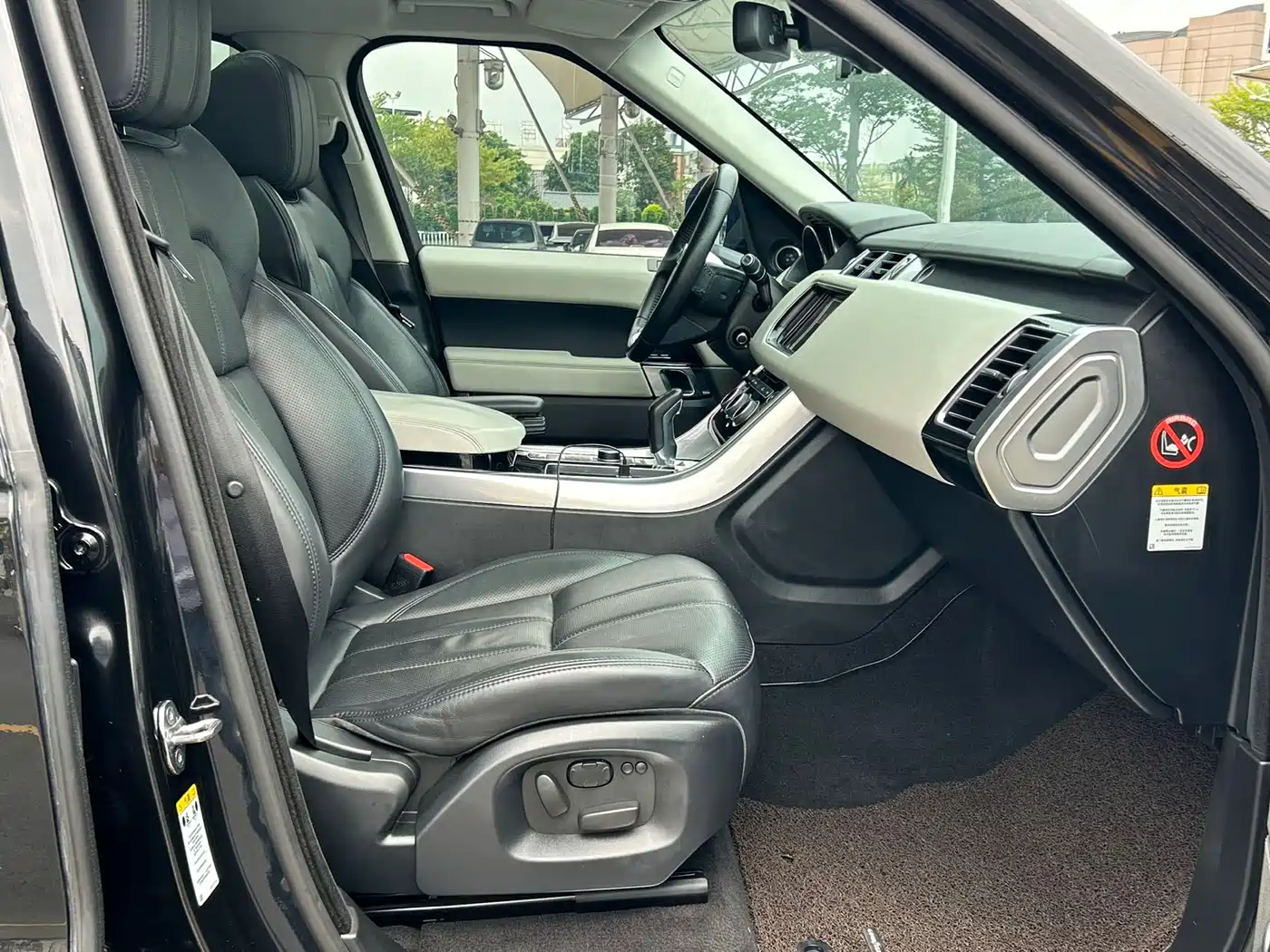 Land Rover Range Rover Sport 2014 3.0 SC V6 HSE фото 11