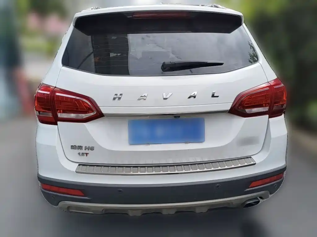 Photo 8 - Haval H6