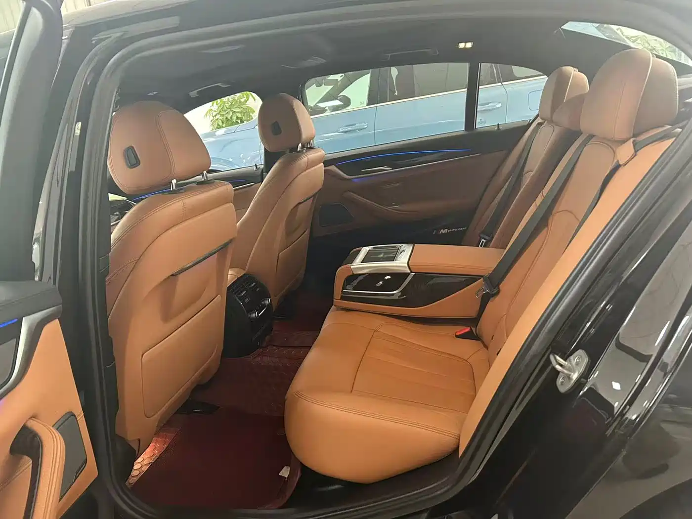 BMW 5 Series 2019 530Li Premium M Sport Package фото 6
