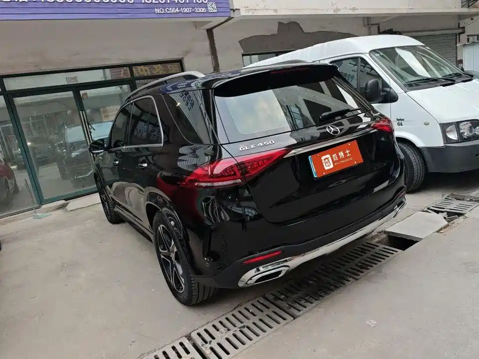 Mercedes-Benz GLE 2023 GLE 350 4MATIC Fashion фото 4