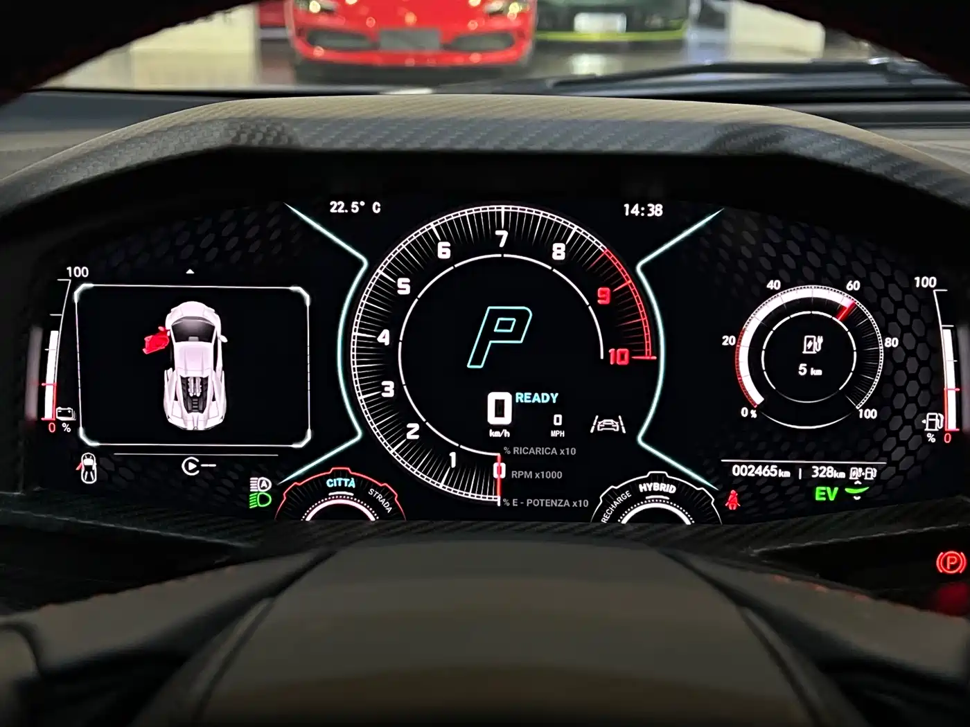 LAMBORGHINI REVUELTO