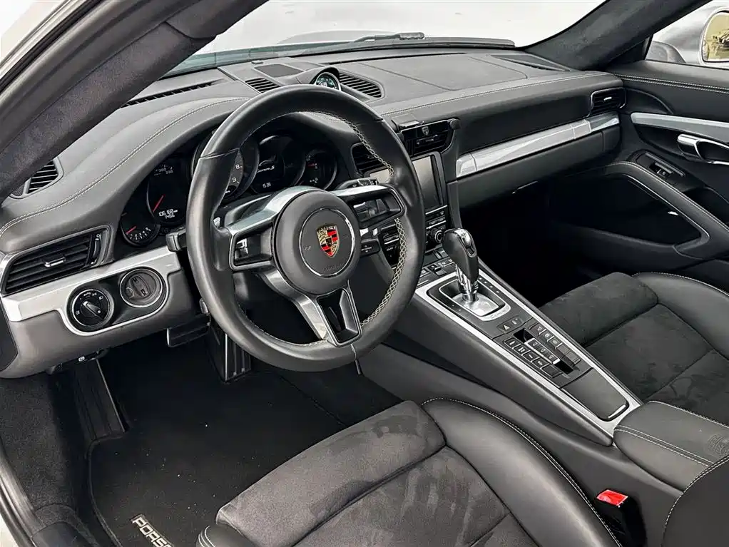 Porsche 911 2012 Carrera S 3.8L фото 10
