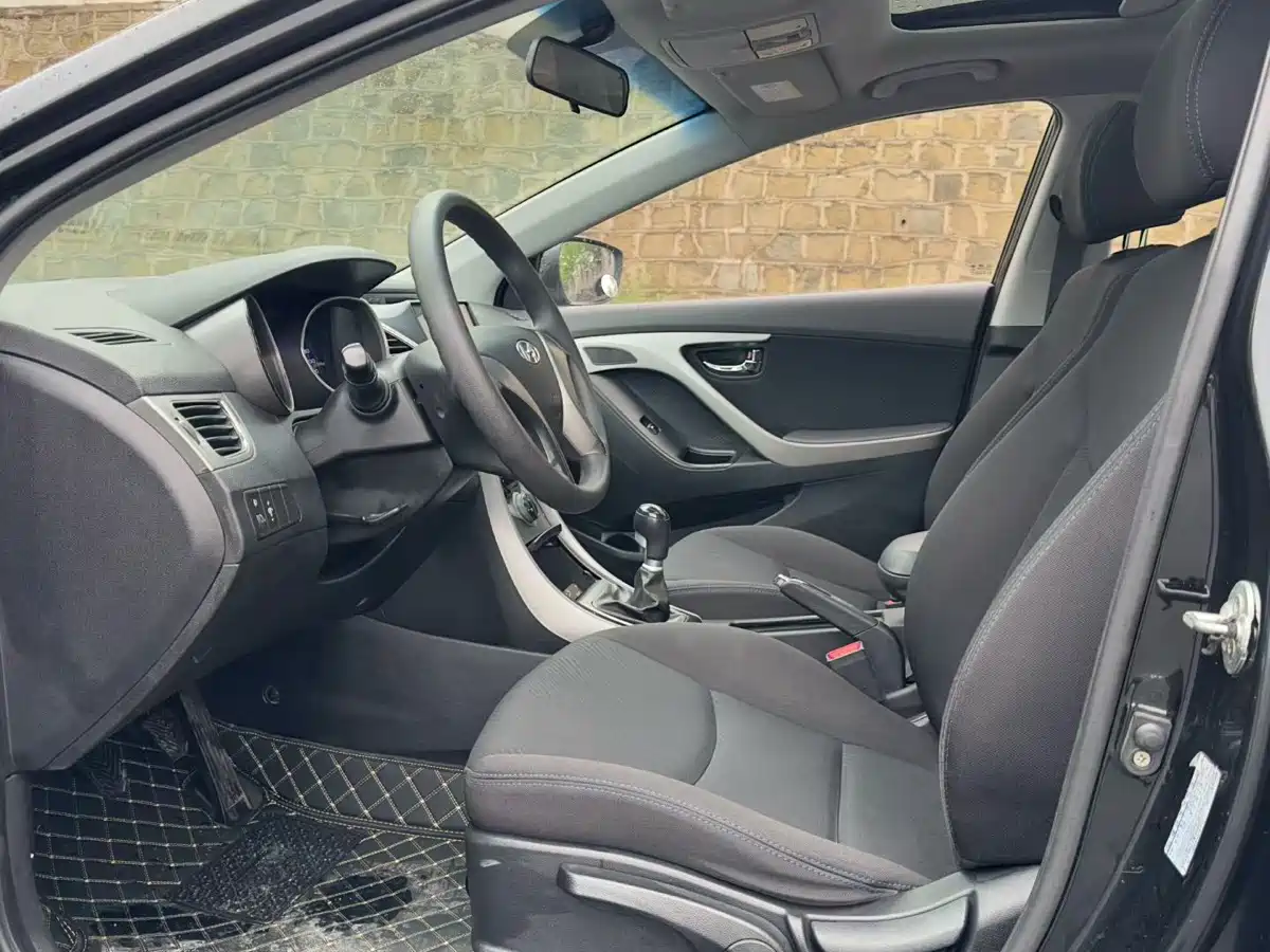 Hyundai Langdong 2012 1.6L Manual Leading фото 5
