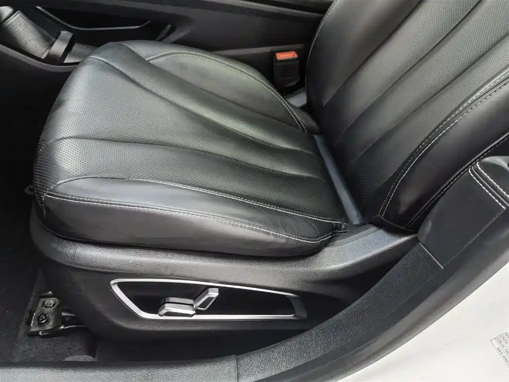 GEELY AUTOMOBILE BORUI