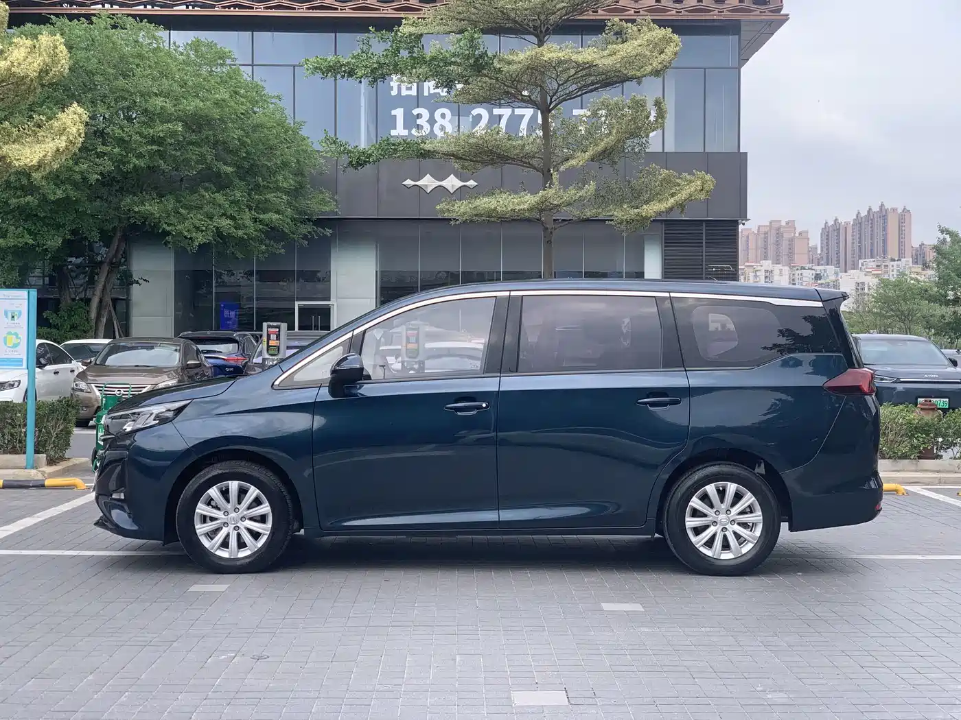 GAC Trumpchi Trumpchi M6 2019 270T Automatic Luxury (7-seater) China V фото 21