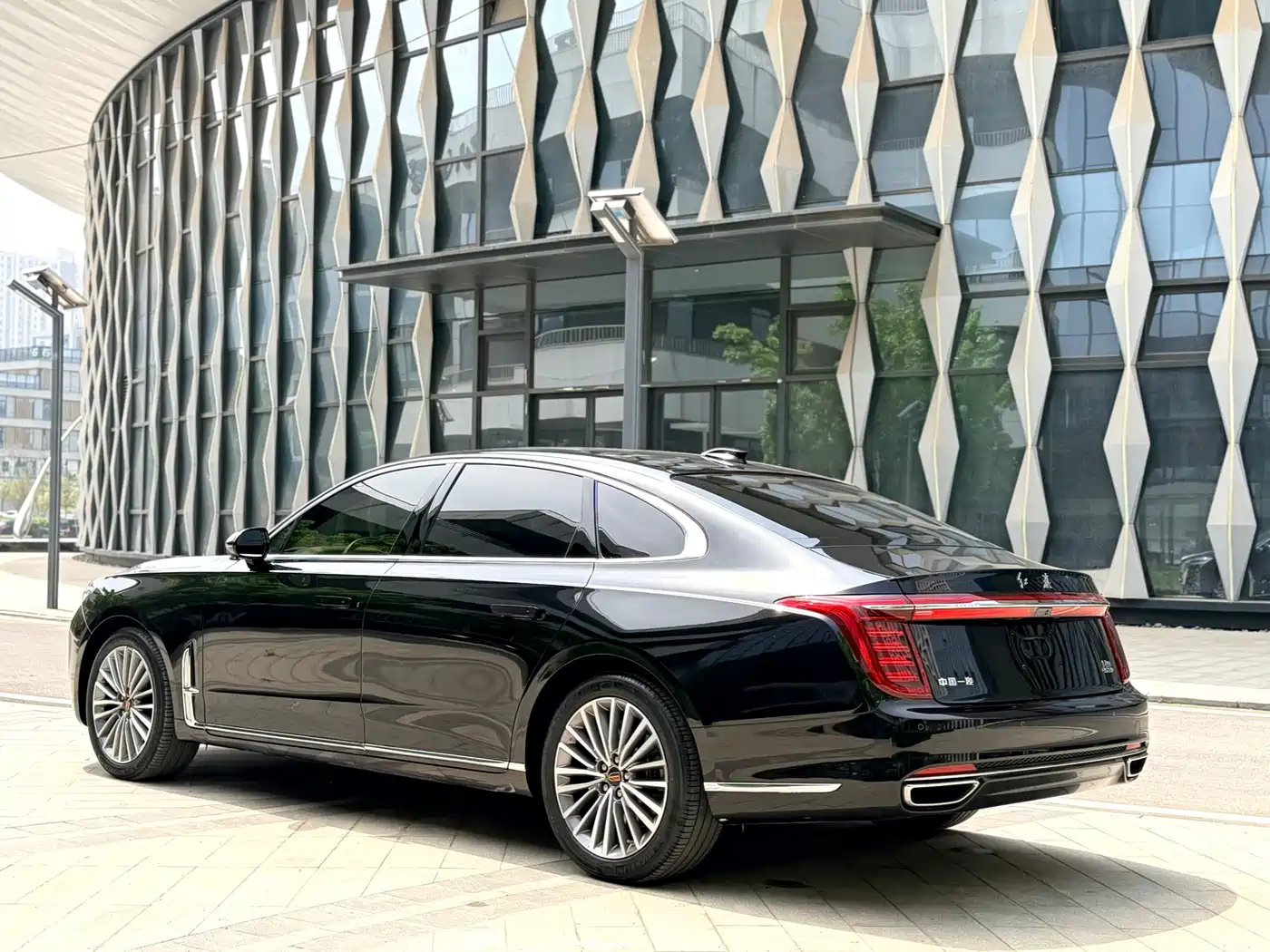 Hongqi H9 2020 2.0T Smart Connection Qi Xiang Edition фото 21