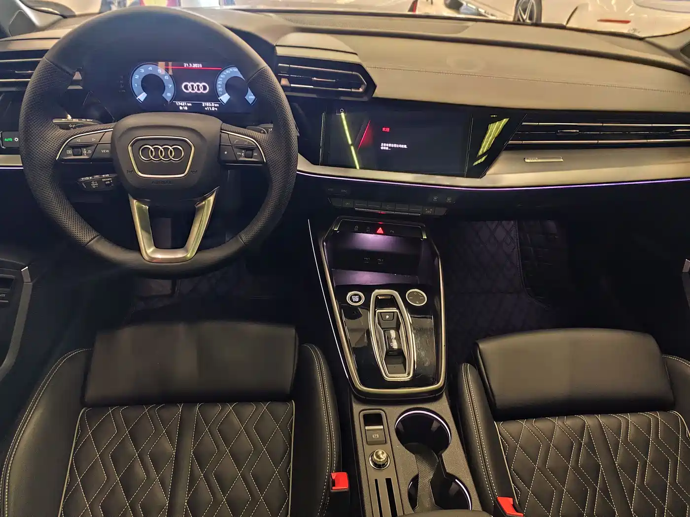 Audi A3 2025 Sportback 35TFSI Flying Premium фото 9