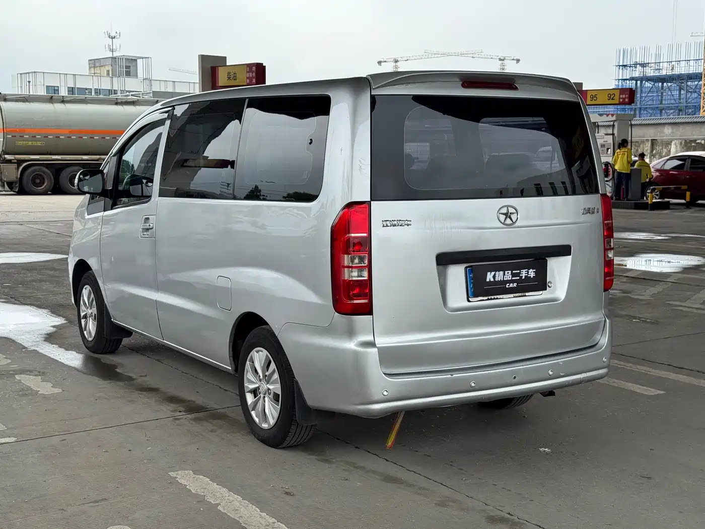 JAC Refine M3 2016 2016 IKEA Edition 1.6L Luxury