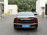 Фото 8 - Volvo S90