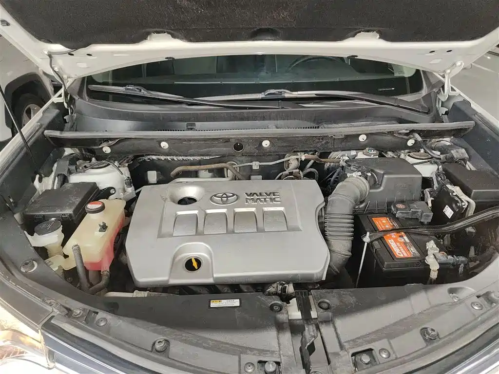 Toyota RAV4 Rongfang 2016 2.0L CVT 2WD Comfort (China V) фото 20