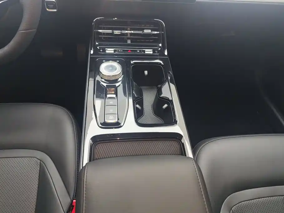 Wuling Motors Wuling Xingguang 2025 2024 Co-Creation Edition 150 Pilot
