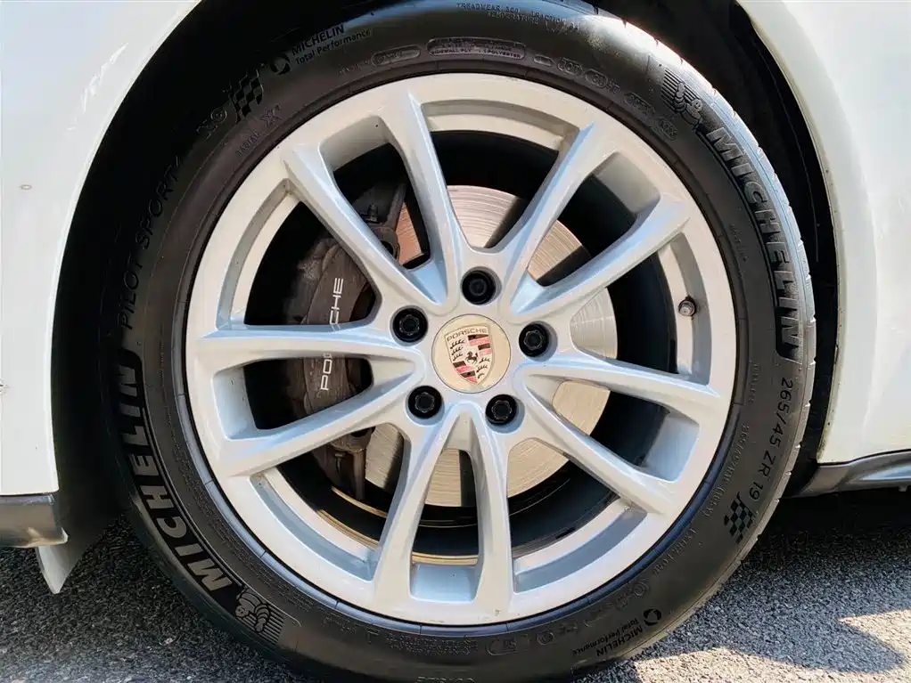 Porsche Panamera 2017 Panamera 3.0T фото 11