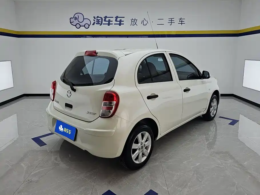 2014 Nissan March