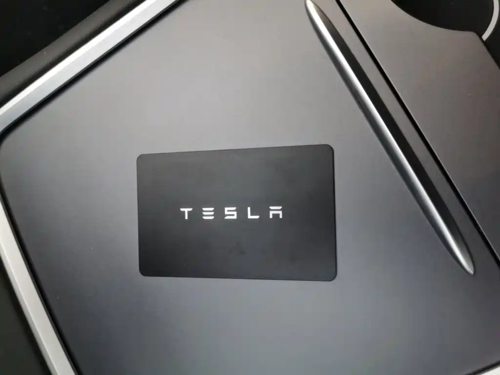 Фото 9 - Tesla Model Y