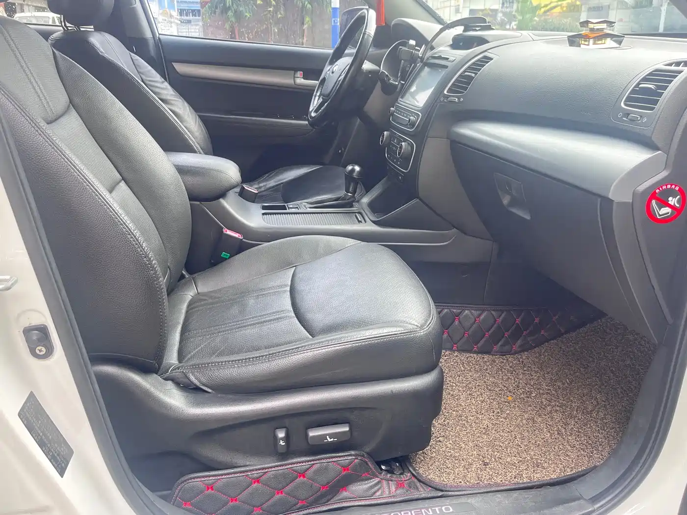 Kia Sorento 2014 2013 2.4L 7-seater Gasoline Premium Version China IV