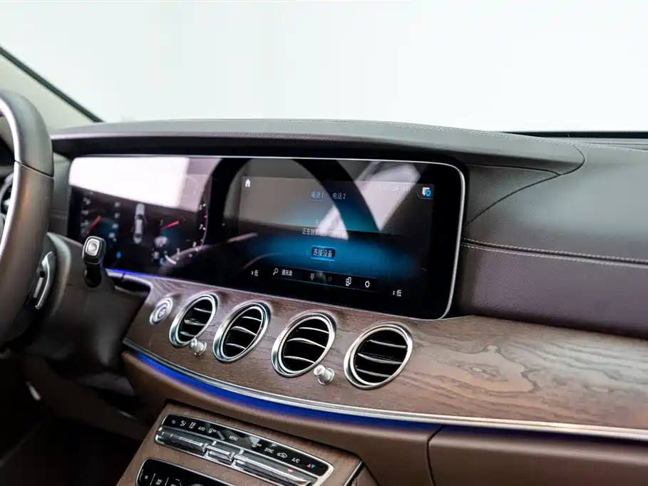 Mercedes-Benz E-Class 2023 E 300 L Fashion фото 15