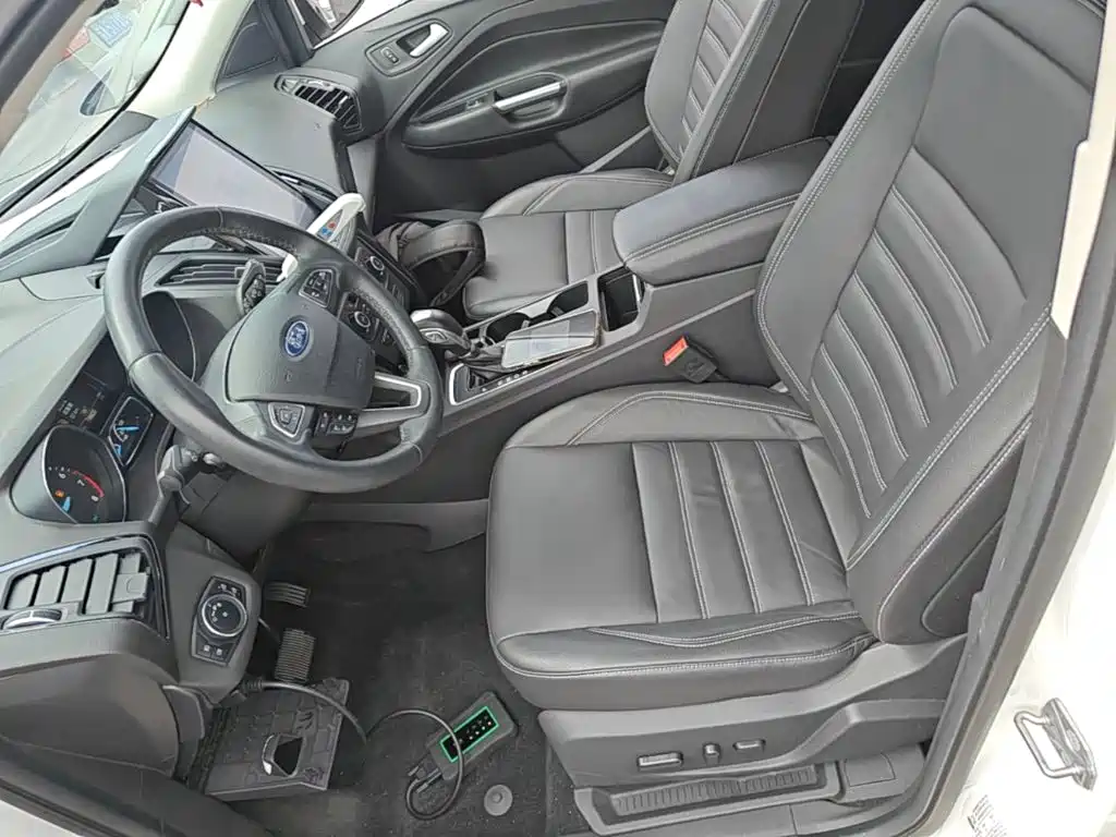 Ford Kuga 2020 2019 EcoBoost 180 2WD Luxury Wing Edition China VI
